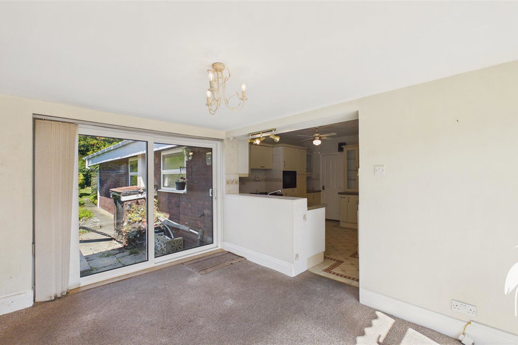 Dining Room - Picture 13 of 47
