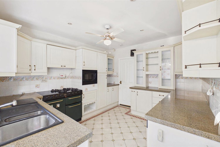 Kitchen - Picture 7 of 47