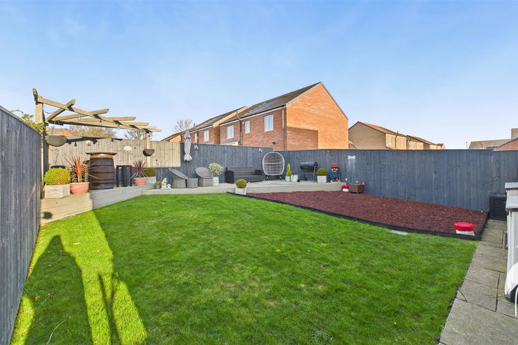 Outside - Picture 24 of 26