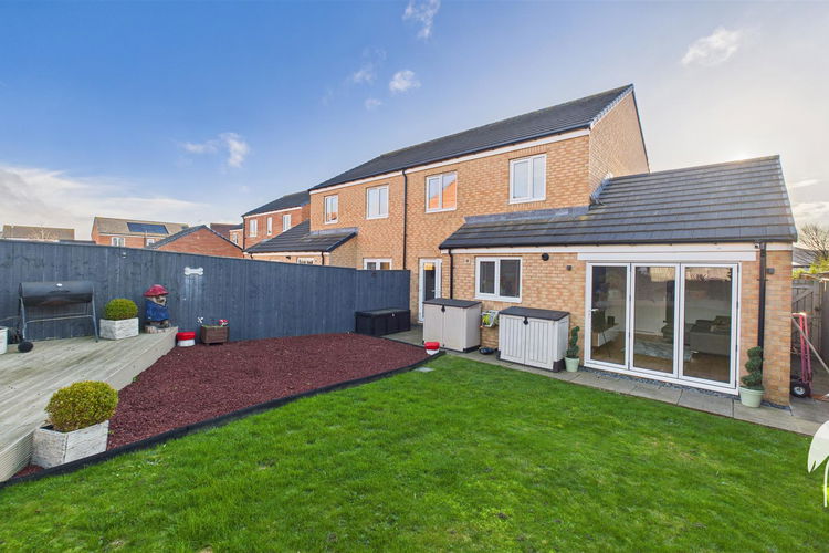 Outside - Picture 25 of 26