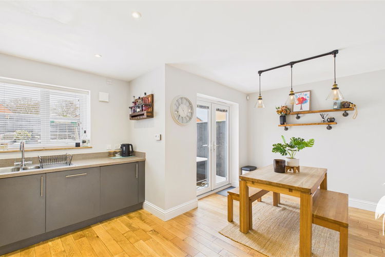 Dining Kitchen - Picture 4 of 26