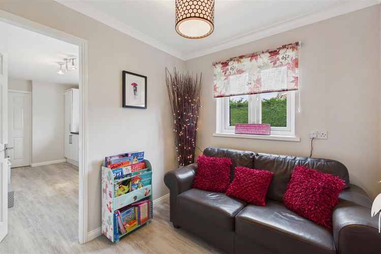 Breakfasting Kitchen/Family Area - Picture 13 of 37