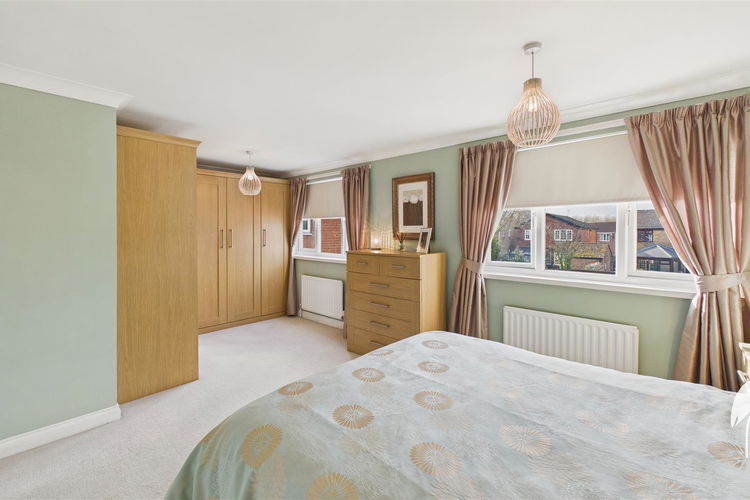 Bedroom 1 - Picture 20 of 37