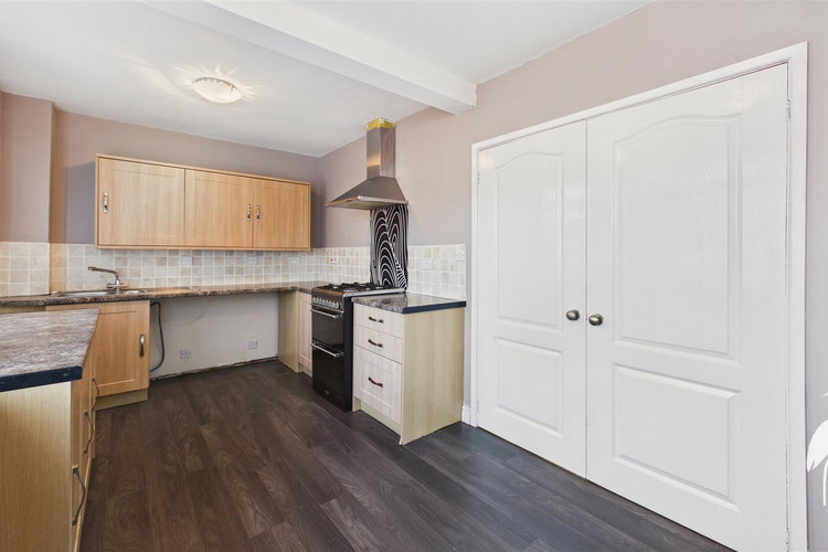 Kitchen - Picture 9 of 19