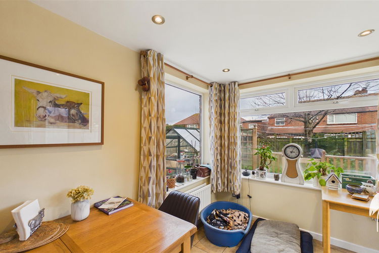 Dining Area - Picture 13 of 32