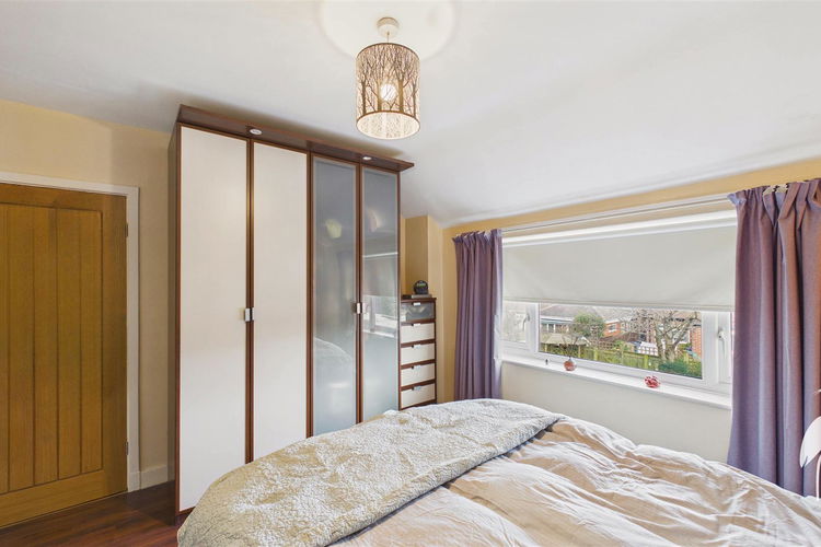 Bedroom 2 - Picture 22 of 32