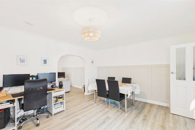 Dining Room - Picture 5 of 16