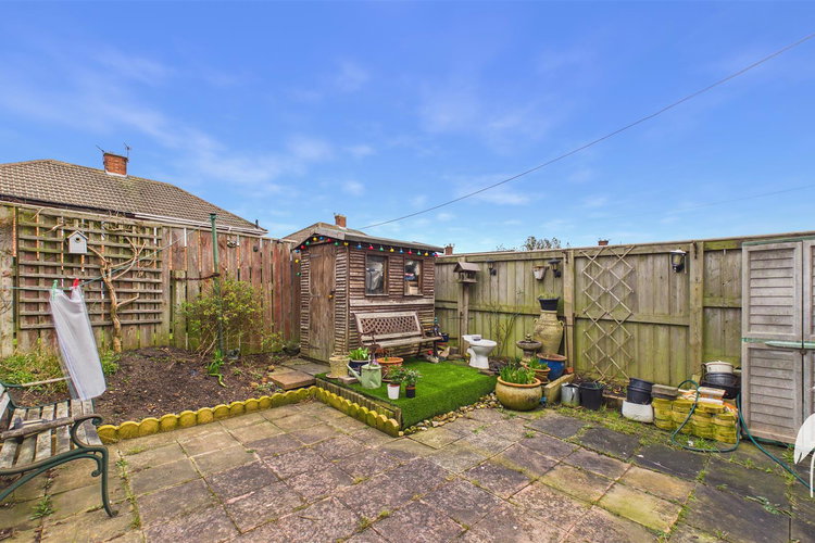 Outside - Picture 18 of 21