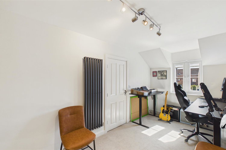 Bedroom 3 - Picture 24 of 32