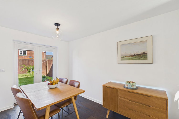 Dining Area - Picture 5 of 32