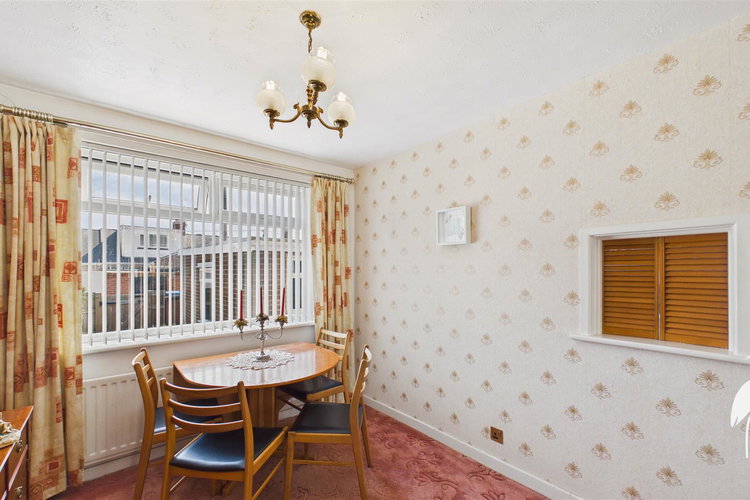 Dining Room - Picture 4 of 24