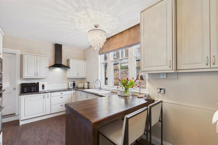 Breakfasting Kitchen - Picture 15 of 47