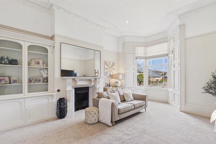 Living Room - Picture 7 of 47