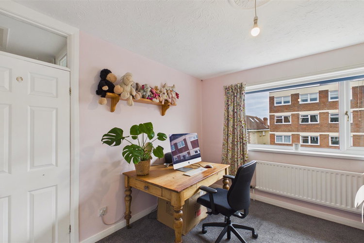 Bedroom 2 - Picture 34 of 51