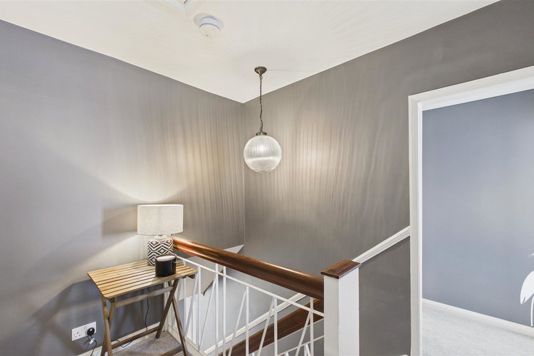 First Floor Landing - Picture 40 of 51