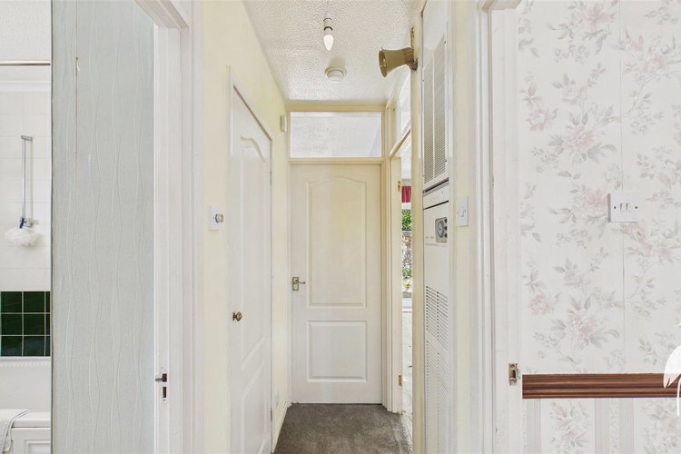 Rear Hall - Picture 15 of 20