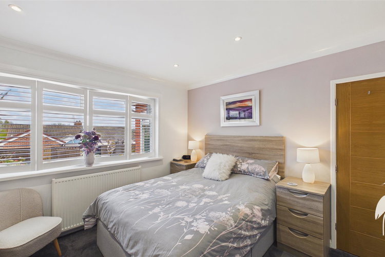 Bedroom 1 - Picture 12 of 25