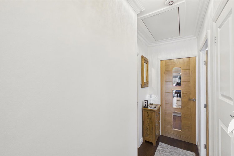 Entrance Lobby - Picture 17 of 25