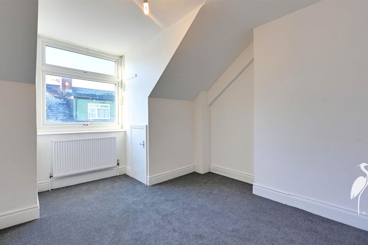 Bedroom 2 - Picture 11 of 14