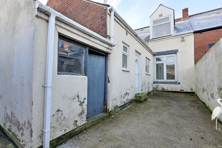 Outside - Picture 13 of 14