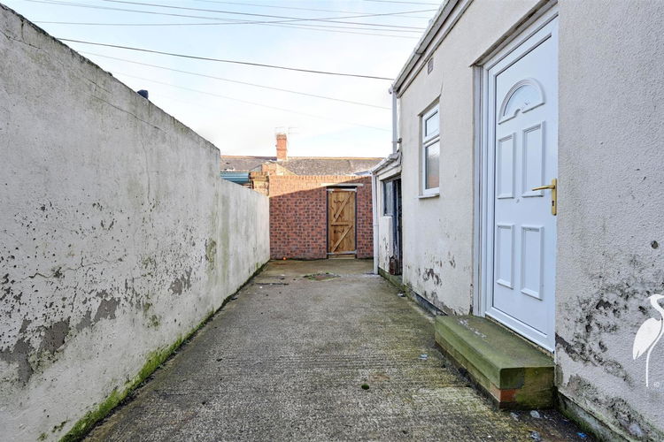 Outside - Picture 14 of 14