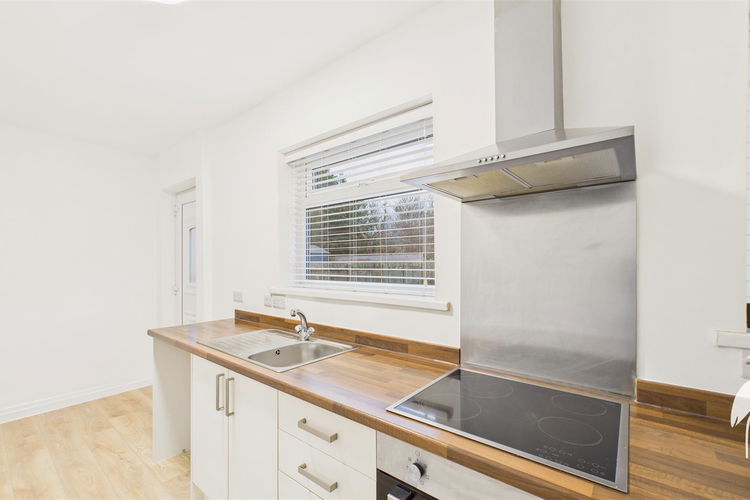 Kitchen - Picture 5 of 15