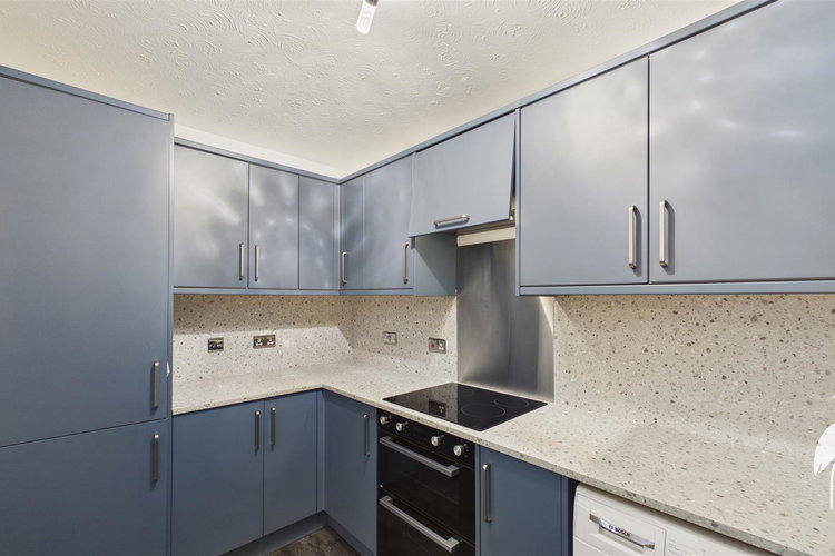 Kitchen - Picture 6 of 19
