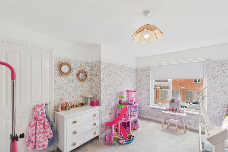 Bedroom 2 - Picture 17 of 34