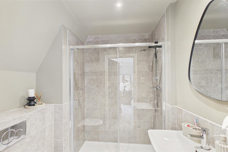 En-Suite Shower Room - Picture 27 of 34