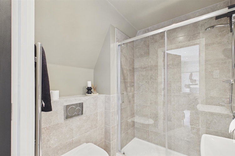 En-Suite Shower Room - Picture 28 of 34