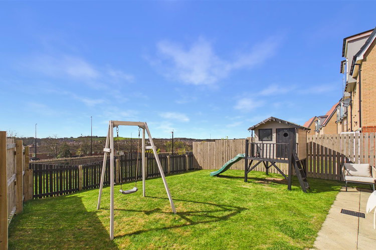 Outside - Picture 32 of 34