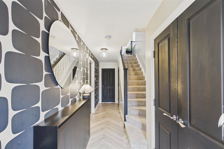 Reception Hall - Picture 2 of 34