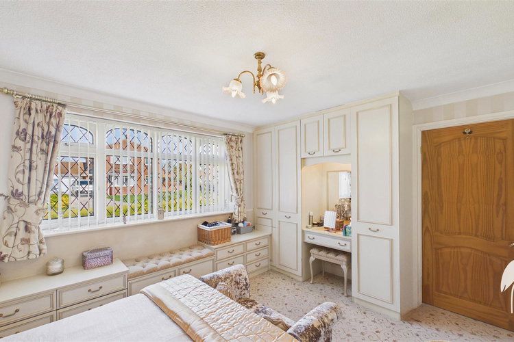 Bedroom 1 - Picture 20 of 37