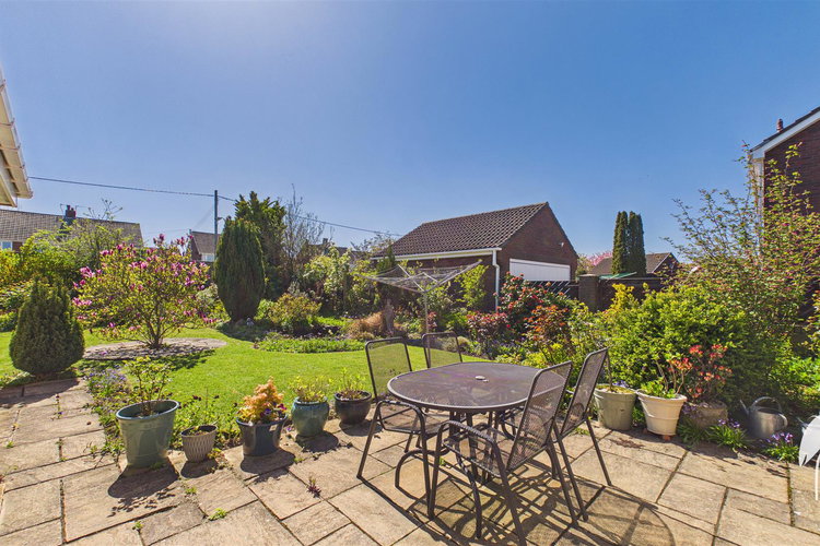 Outside - Picture 29 of 37