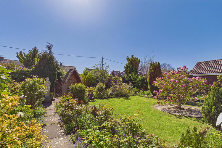 Outside - Picture 33 of 37