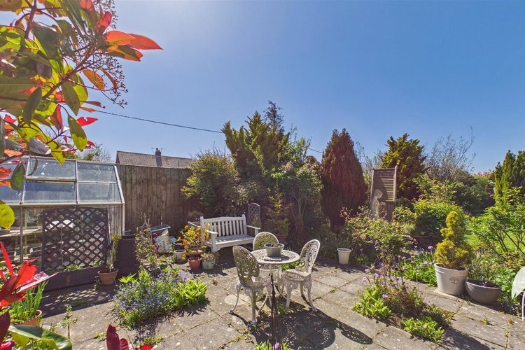 Outside - Picture 35 of 37