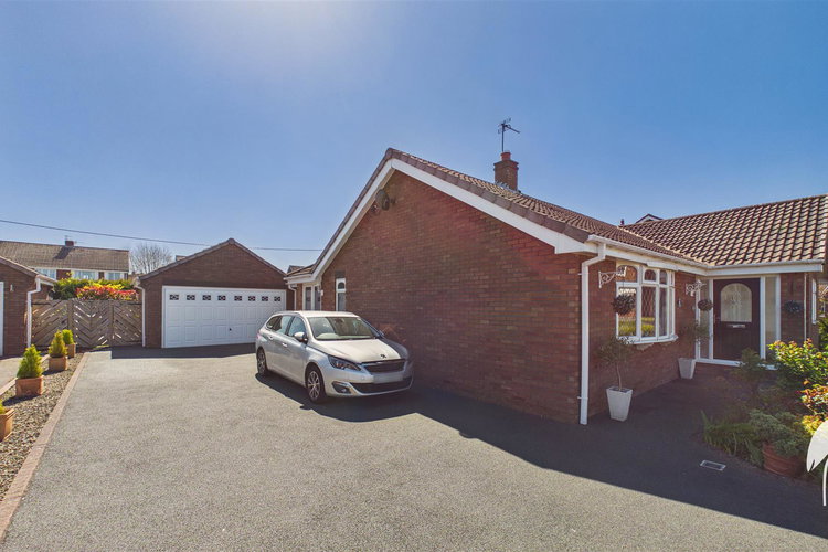 Outside - Picture 36 of 37