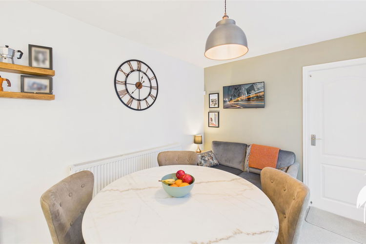 Dining Area - Picture 10 of 31