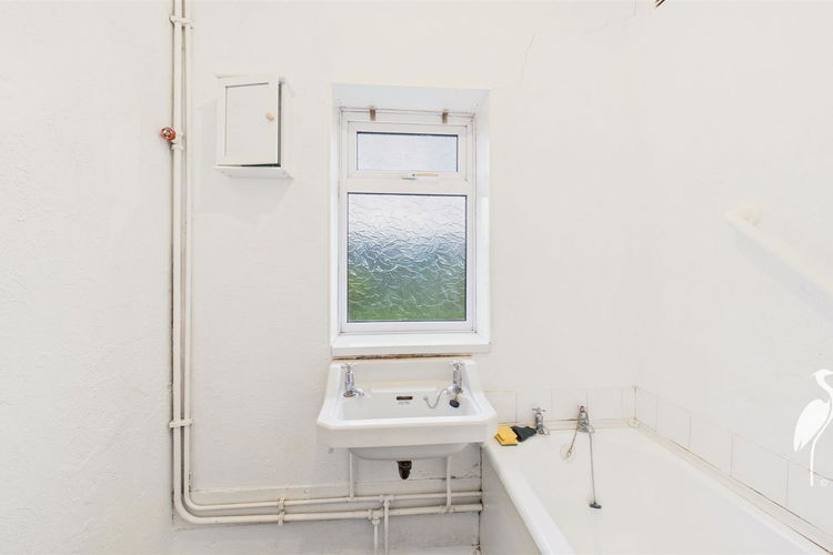 Bathroom - Picture 17 of 19