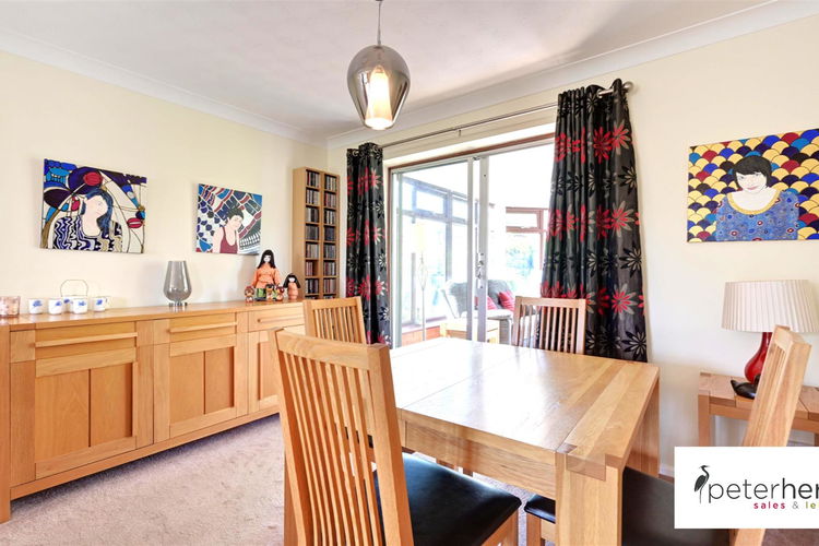 Dining Room - Picture 4 of 31