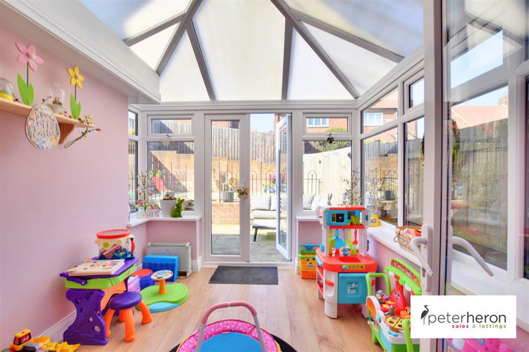 Conservatory - Picture 12 of 24