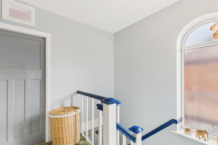 First Floor Landing - Picture 14 of 21