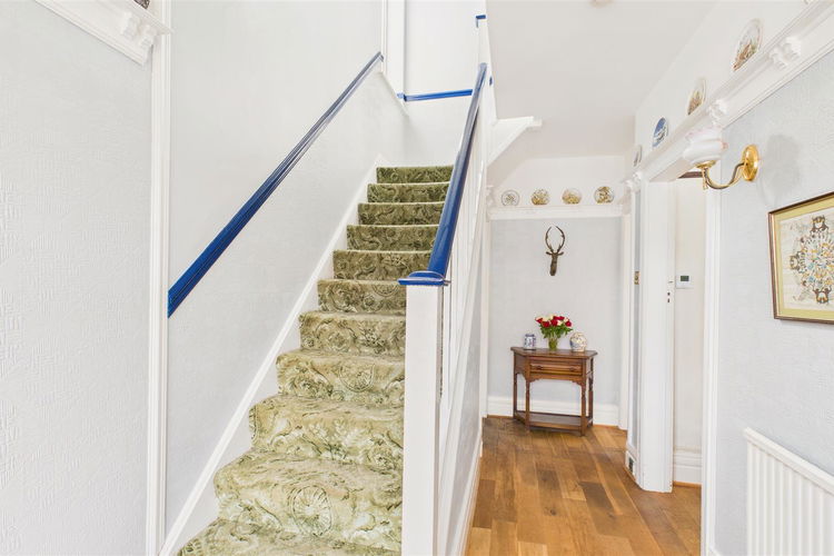 Entrance Hall - Picture 9 of 21