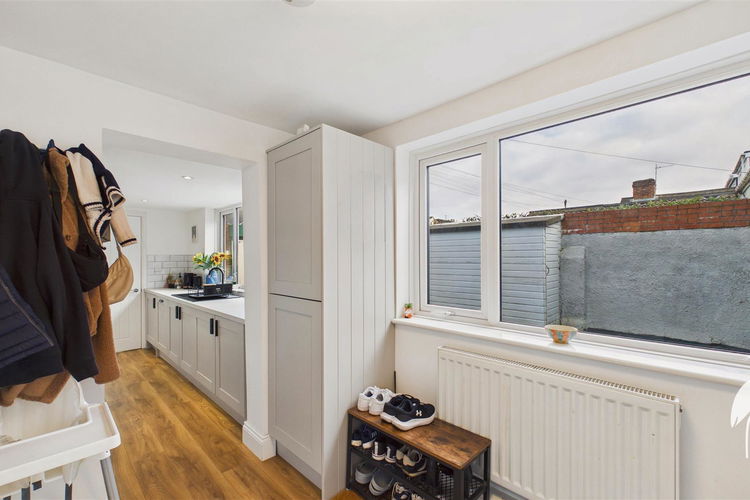 Breakfast Area - Picture 12 of 25