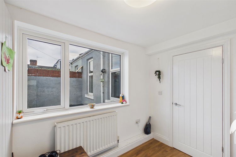 Breakfast Area - Picture 13 of 25