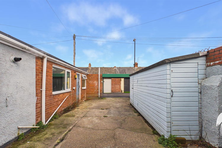 Outside - Picture 23 of 25