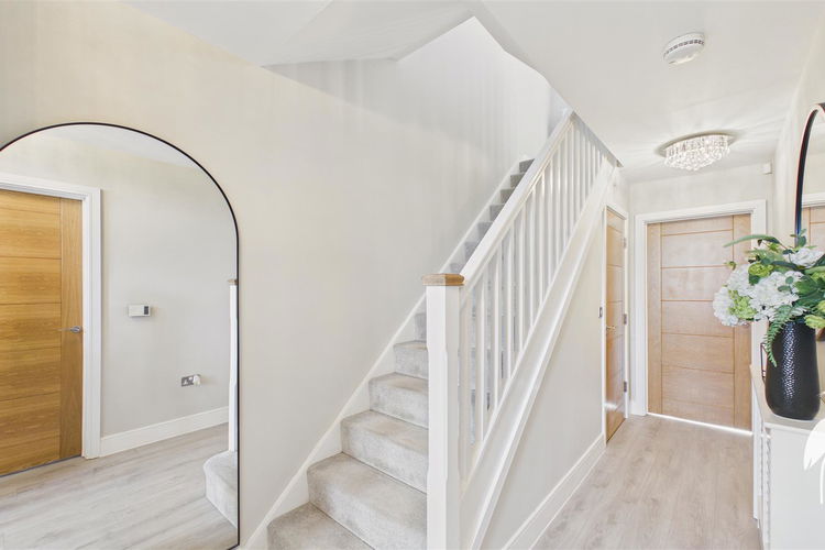 Reception Hall - Picture 13 of 39