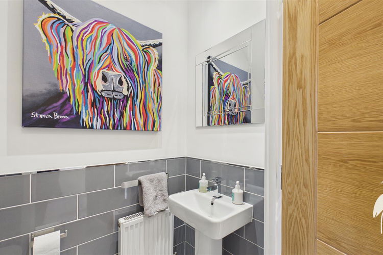 Cloakroom/WC - Picture 10 of 39