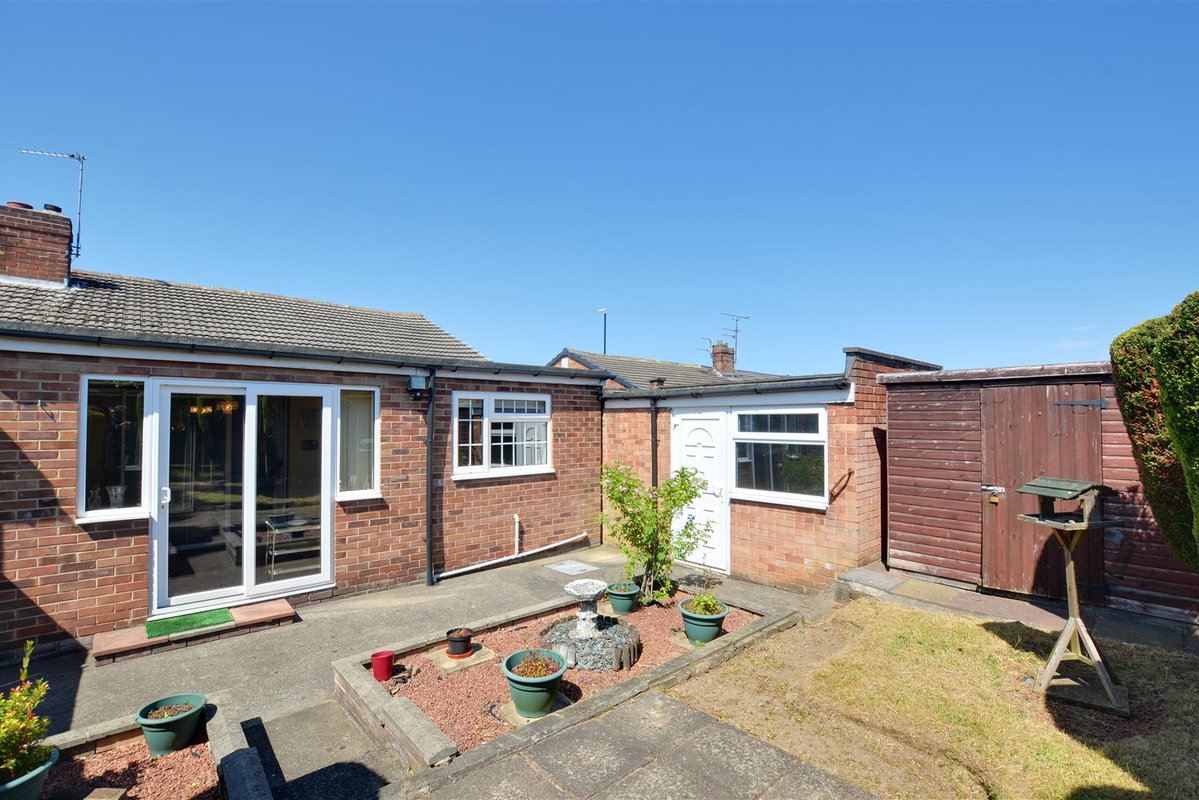 Sevenoaks Drive, Sunderland, Tyne & Wear, SR4 9NF £145,000 from Peter