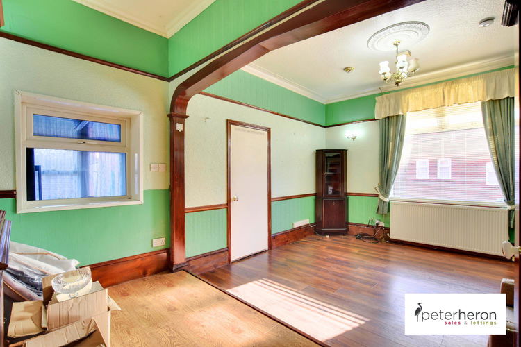 Dining Room - Picture 4 of 25
